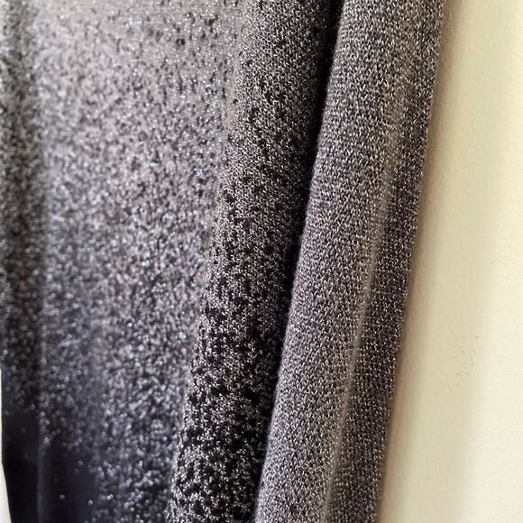 AGB Metalic 3/4 Sleeves Silver Knit Tunic Size Xl P - Picture 7 of 7